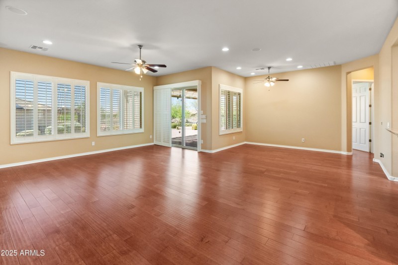 20506 N 271st Ave-19