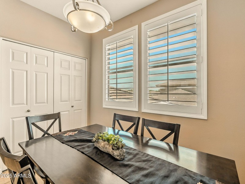 17-web-or-mls-76th-17