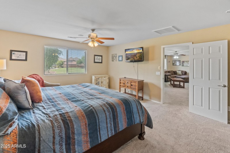 26011 W Tonopah Dr-31