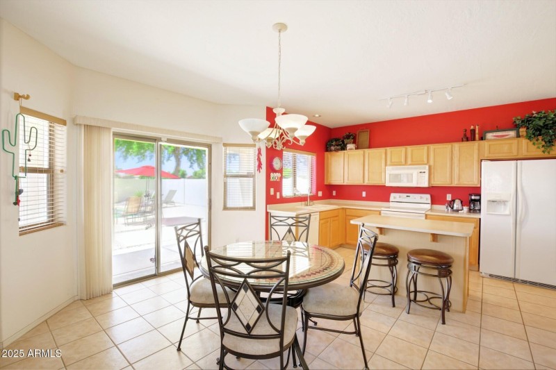 thumbnail_Lisbon Drive (21)