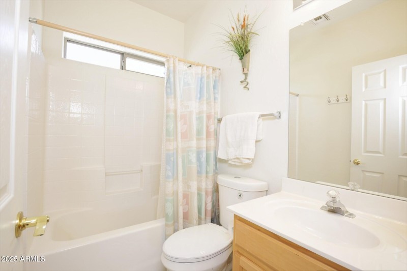 thumbnail_Lisbon Drive (41)