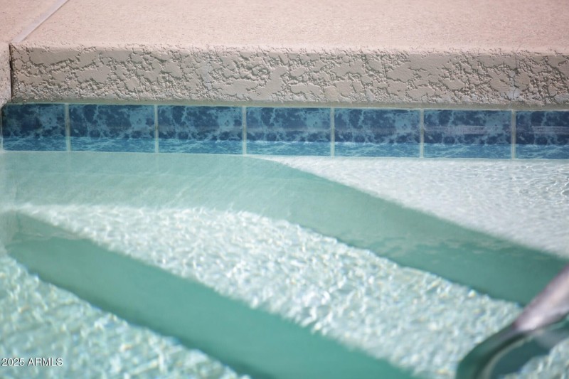 thumbnail_Lisbon Drive (46)