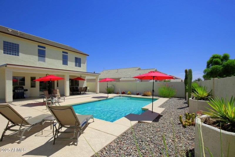 thumbnail_Lisbon Drive (47)