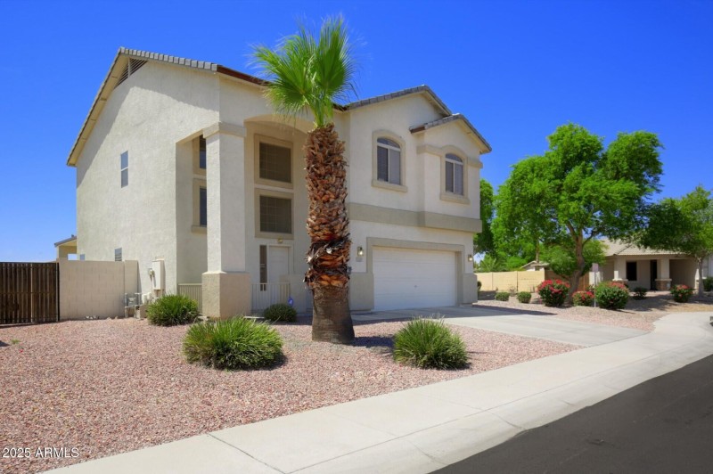 thumbnail_Lisbon Drive (8)