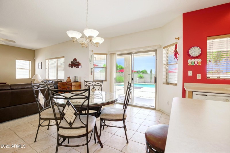 thumbnail_Lisbon Drive (28)