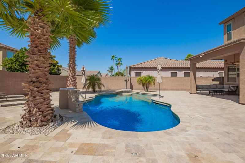 68970a_14 - Kingbird Place