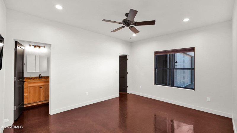 18-web-or-mls-P1142472