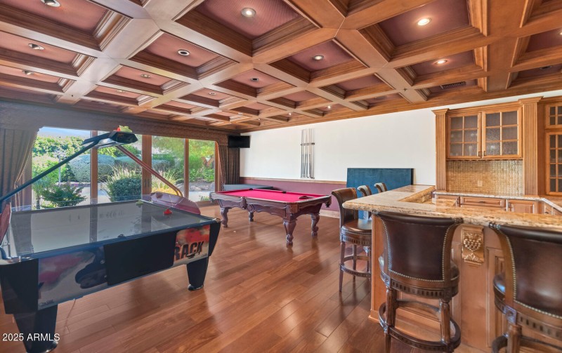 6730 E Sunnyvale Rd-large-021-033-6730 E