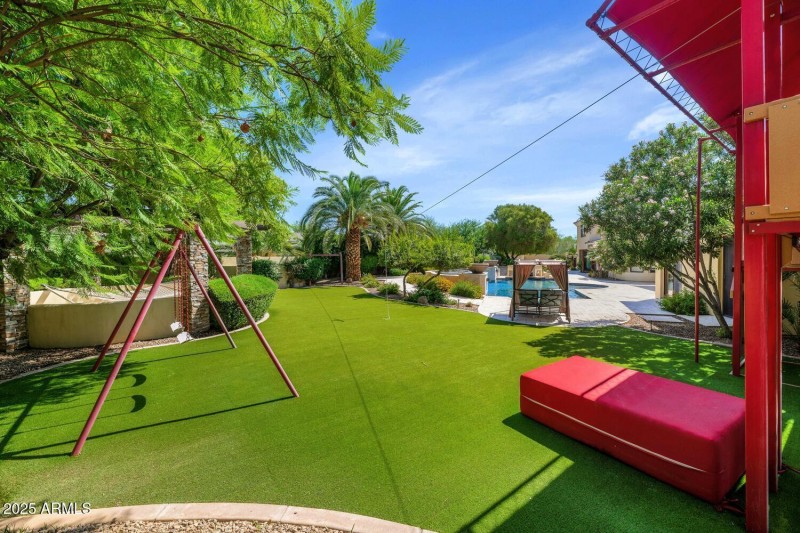 6730 E Sunnyvale Rd-large-063-029-6730 E