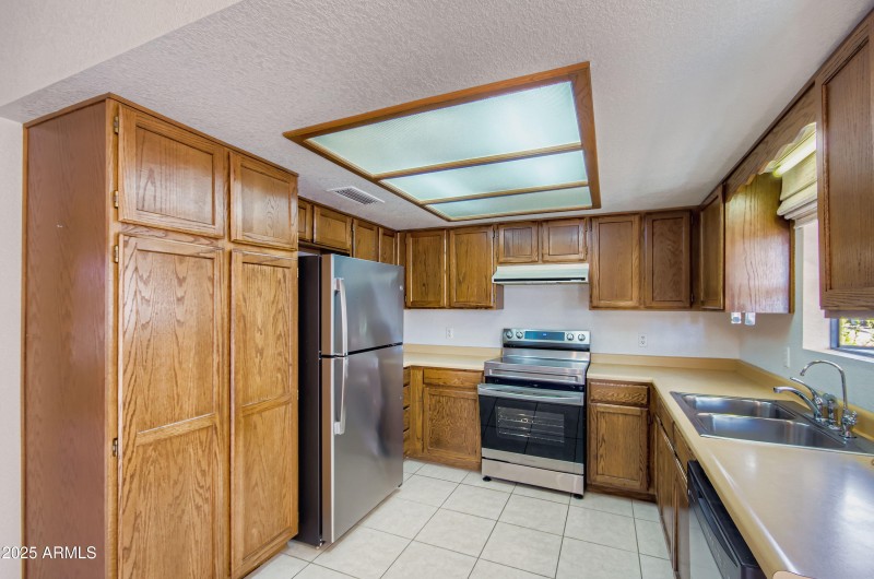 11505 w ohio ave - MLS Sized - 011 - 11