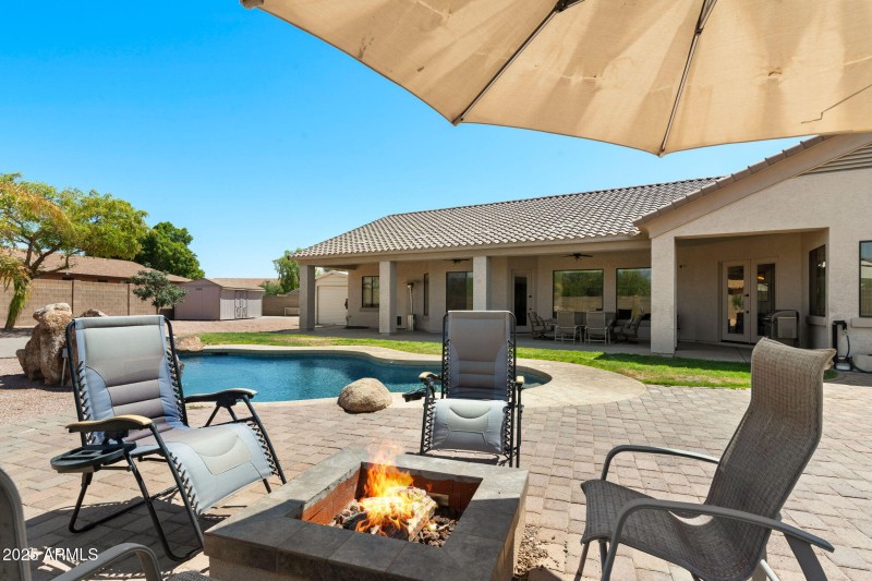 28__11518 E Enrose St