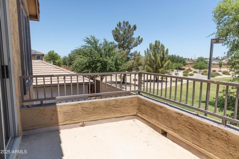 MasterBedroomBalcony2