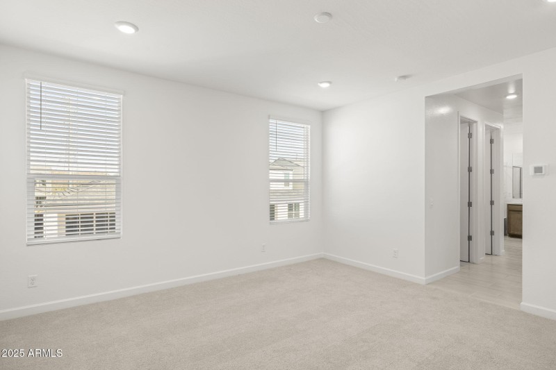 32-web-or-mls-1746-e-questa-dr