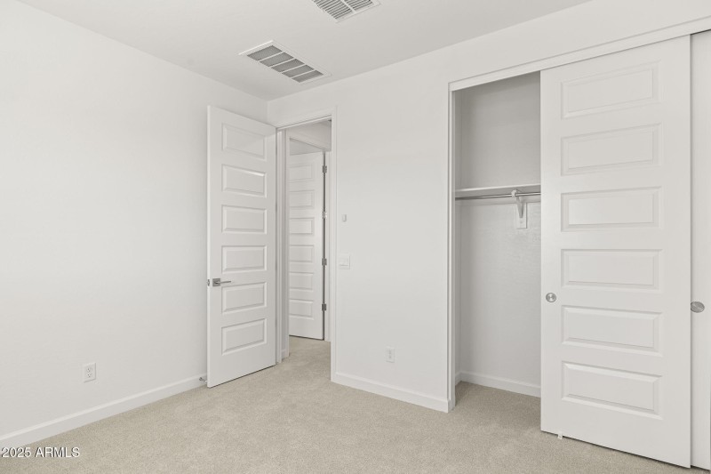 49-web-or-mls-1746-e-questa-dr