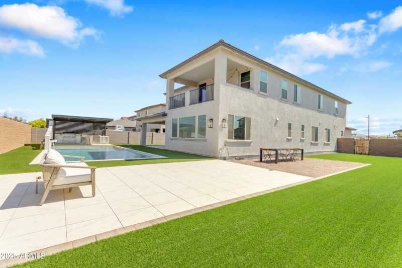 171_205_a4m_luxtwins