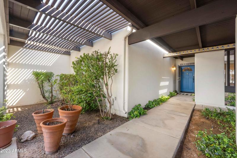 Private Front Courtyard Entry