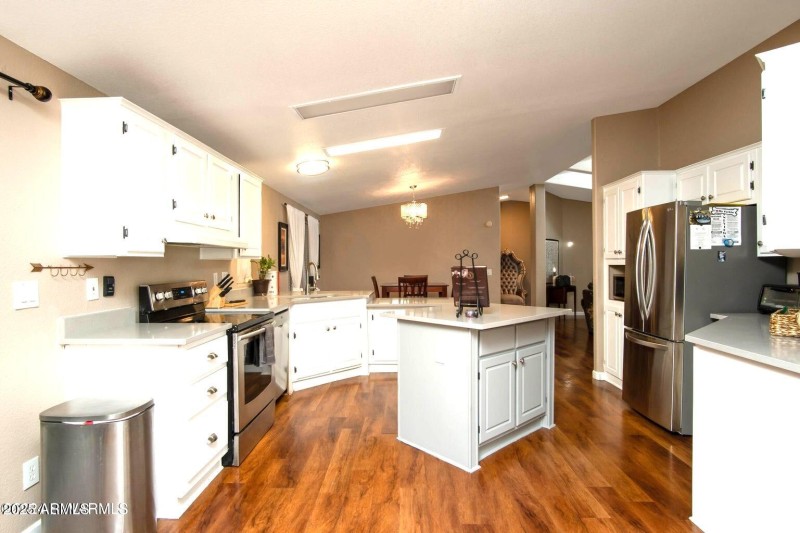 tons of cabinets - Copy