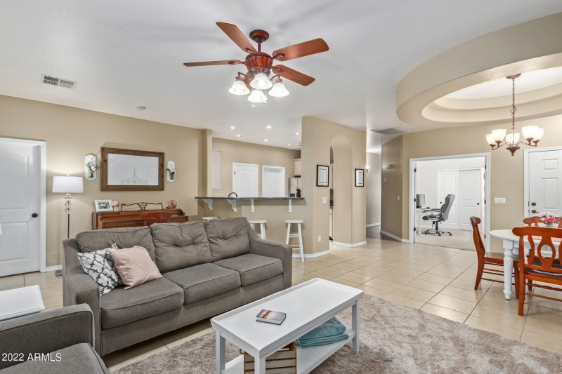 0005-05 - Signal Butte