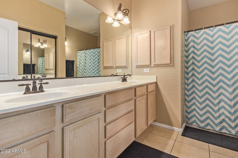 0016-16 - Signal Butte