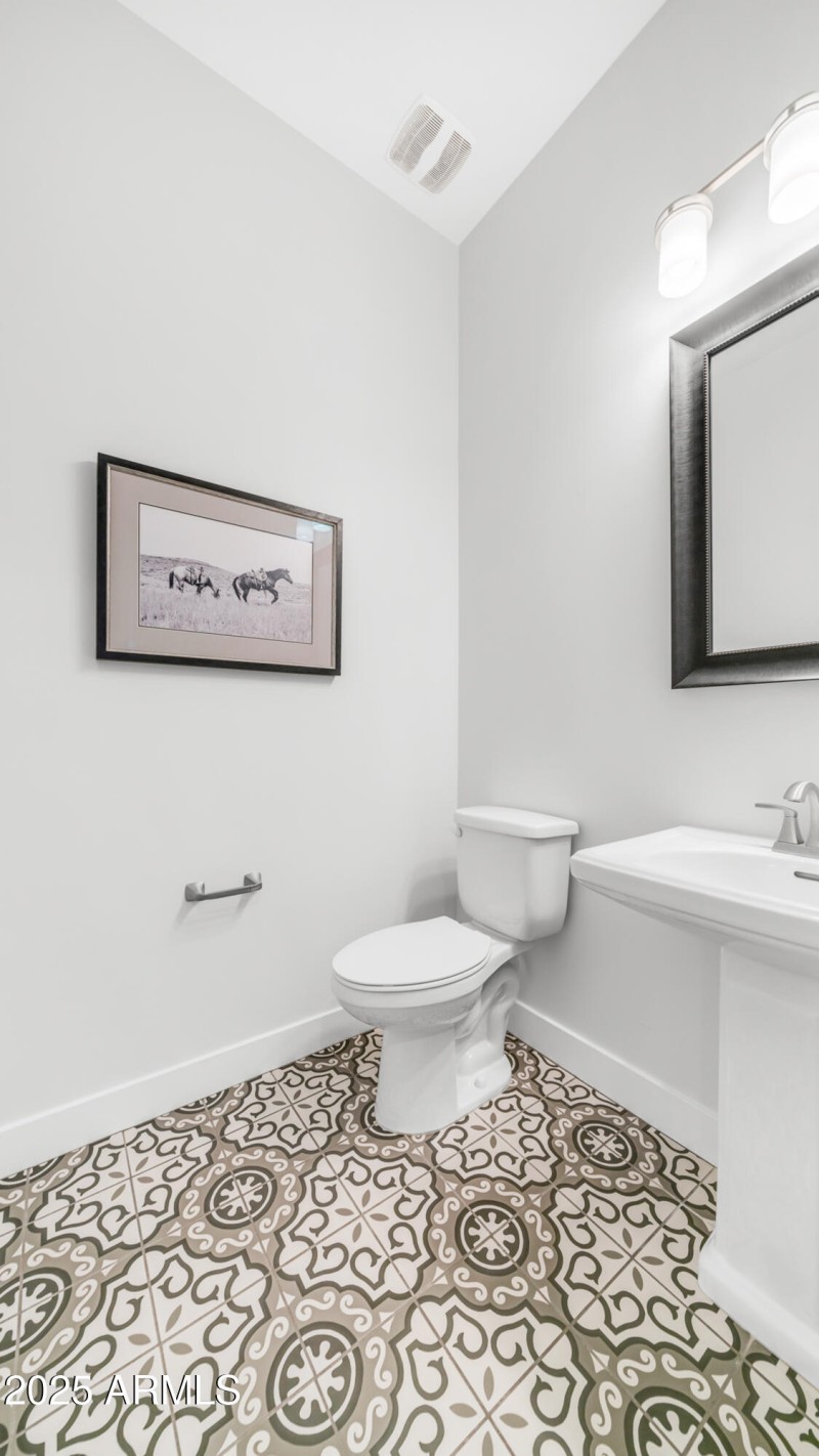 Powder room
