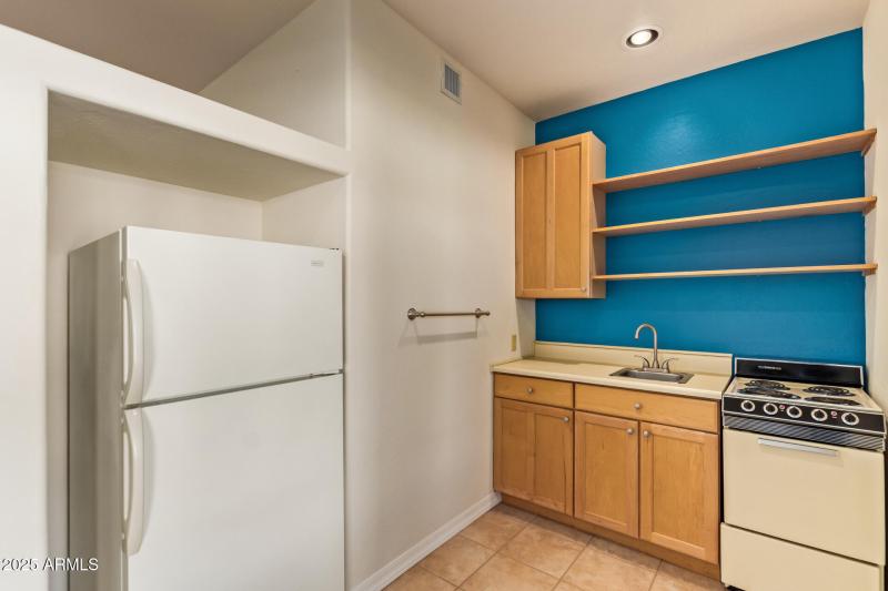 Downstairs Kitchenette