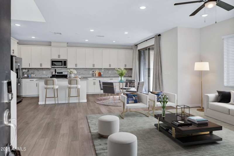 679 E Furness Dr Unit 101-6_VS