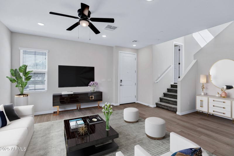 679 E Furness Dr Unit 101-9_VS