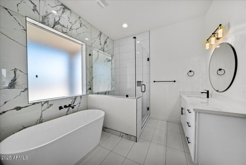 Primary Bath En Suite - 2