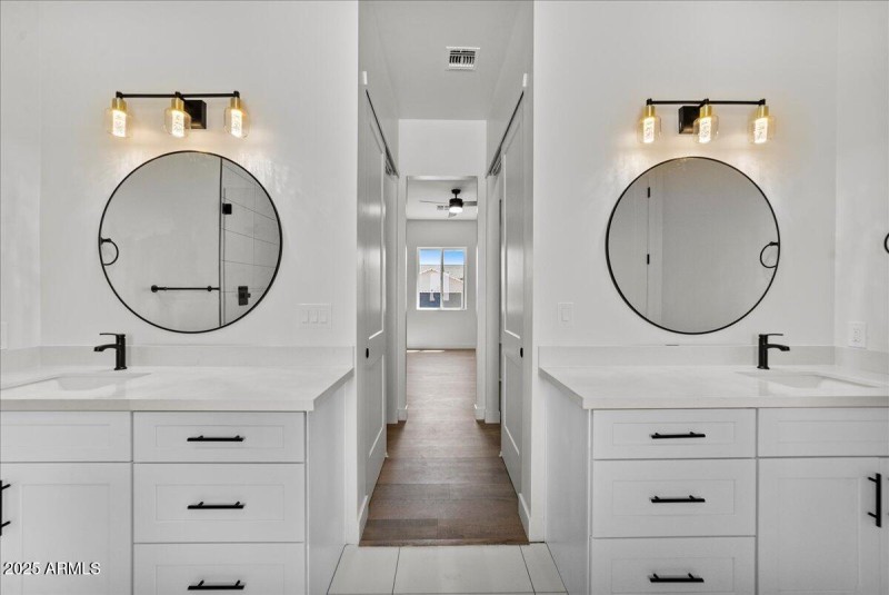 Primary Bath En Suite