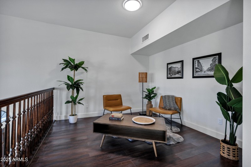8024 N 7th Ave-33