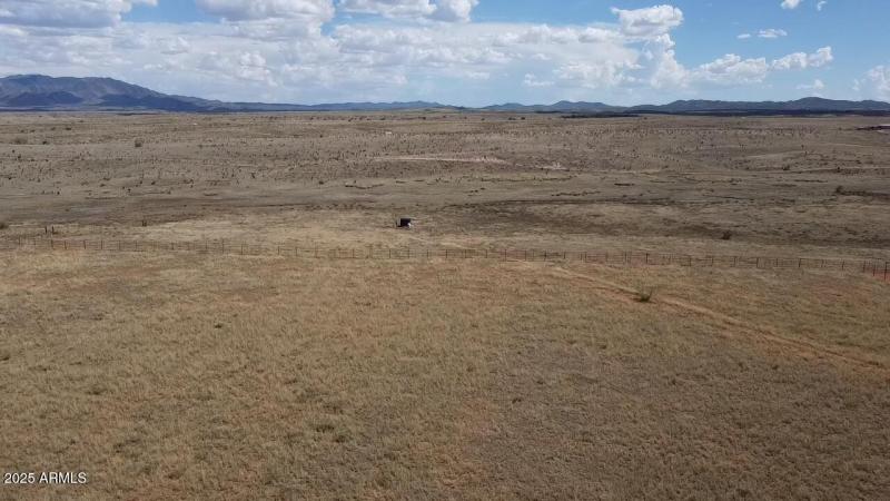 2025-08-04-14-45-24-322