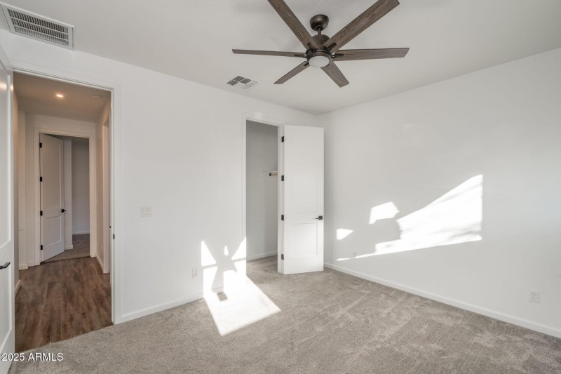 30-web-or-mls-5656-e-killen-loop