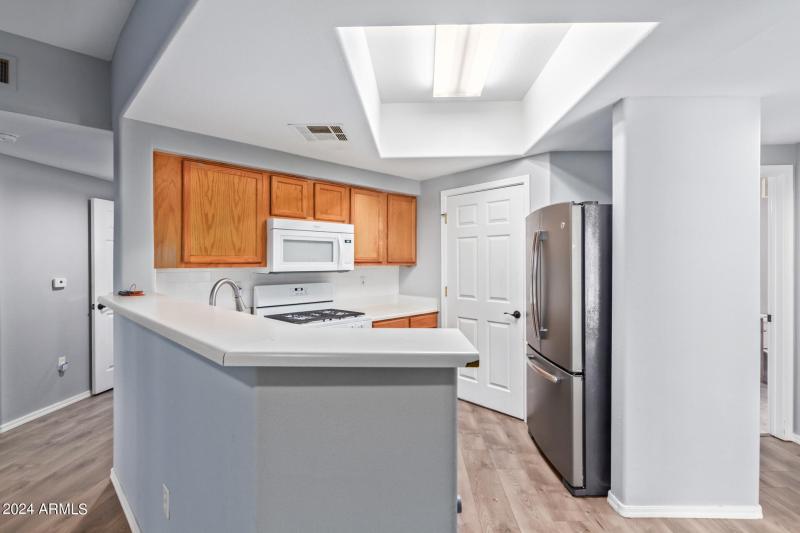 0008-8 - Indian School