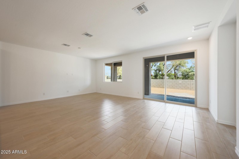 PHX_Landmarke_Lot 1039_Azure_866_Greatro