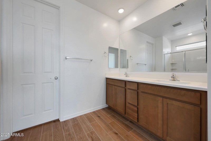 PHX_Landmarke_Lot 1069_AZure_823_ownersb