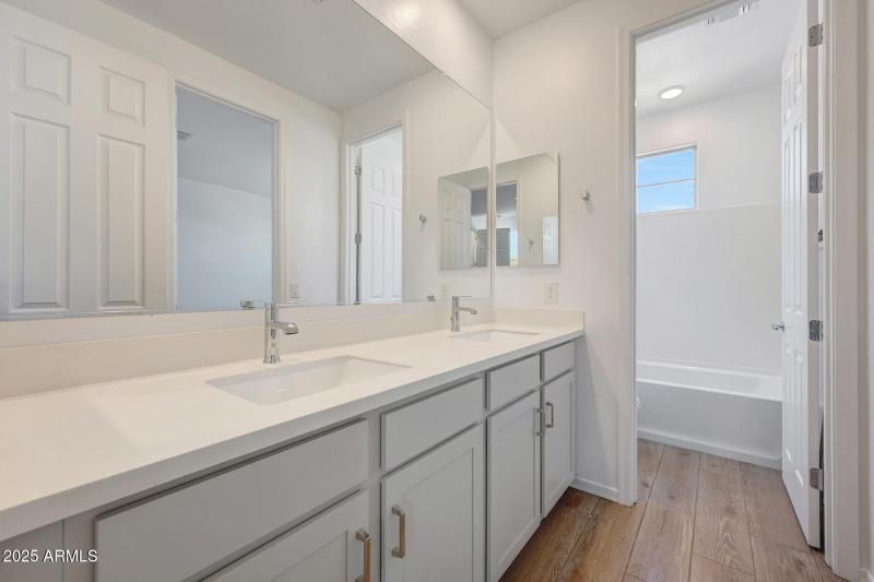 PHX_Empire Pointe_Lot 5029_Slate_23047_B