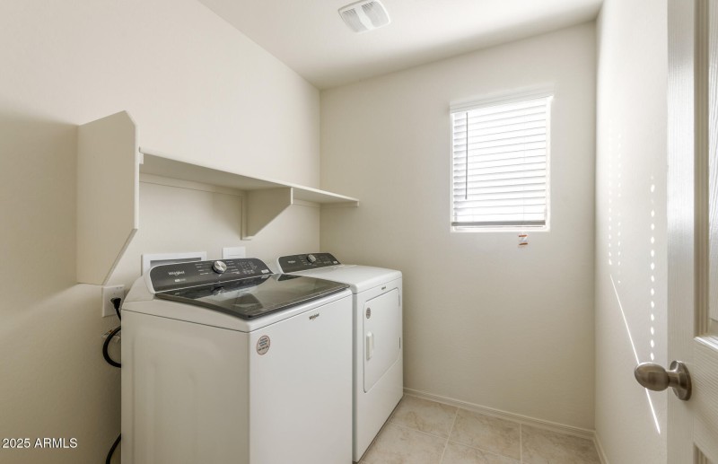 21 - Laundry Room