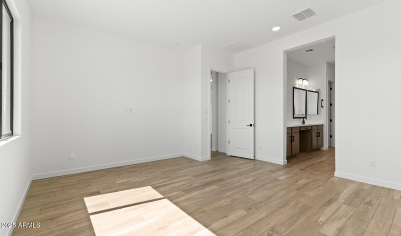 FSVV Homesite #4 Primary Suite2 (Large)