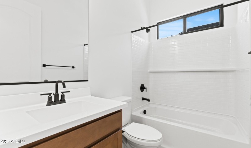 FSVV Homesite #4 Hall Bath (Large)