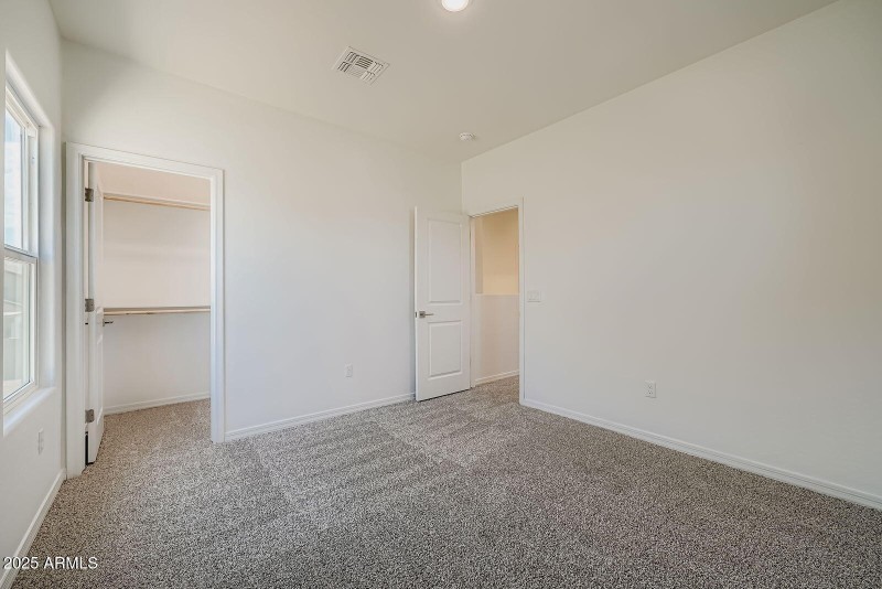 23 - 5519 Guest Room 2