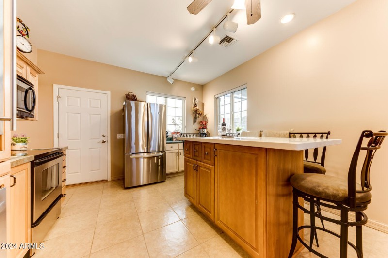 W Bell Rd Lot 1782 Surprise-013-010-150