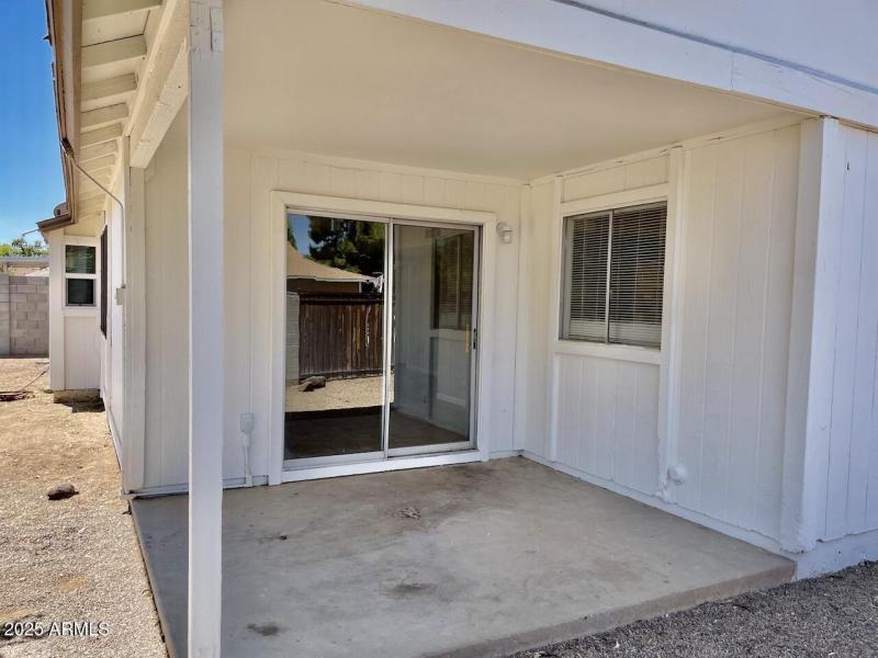 27 Backyard 14823 N 60th Ave