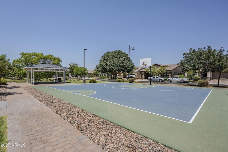 11-web-or-mls-Nopal - Community-2