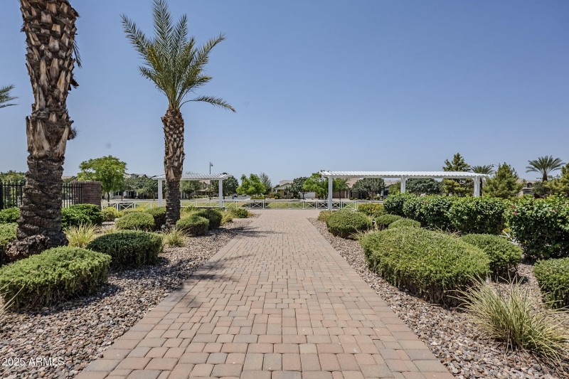 15-web-or-mls-Nopal - Community-6