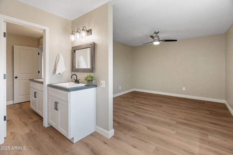 3840 N 43rd Ave Unit 36-9