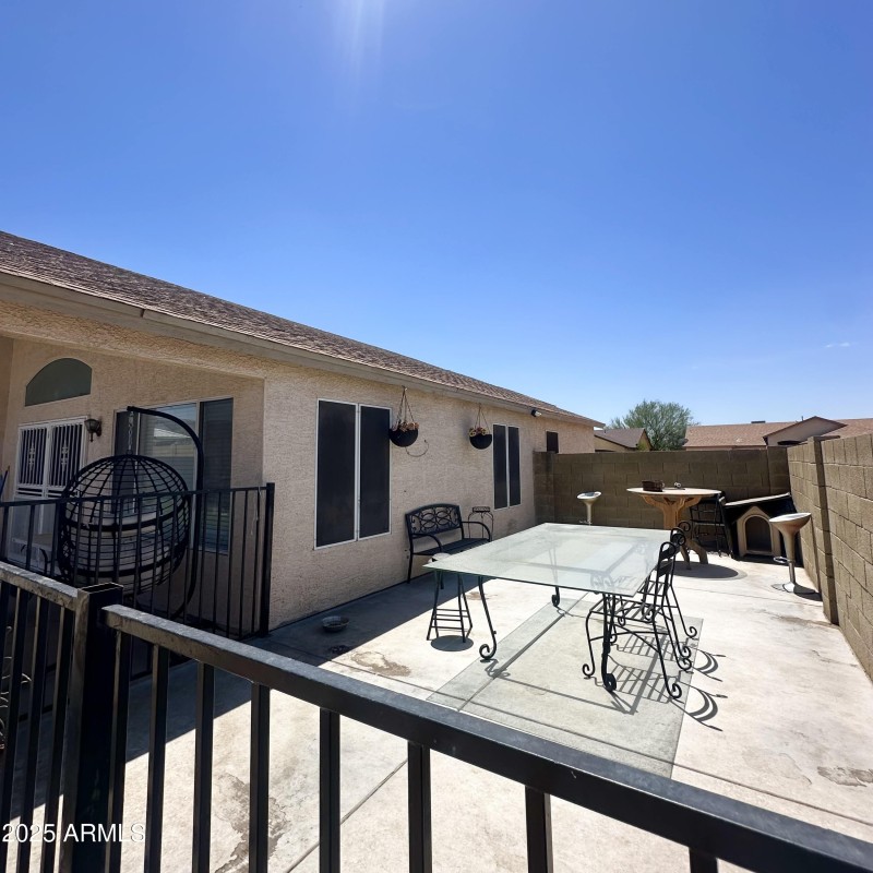 Dog run exterior storage