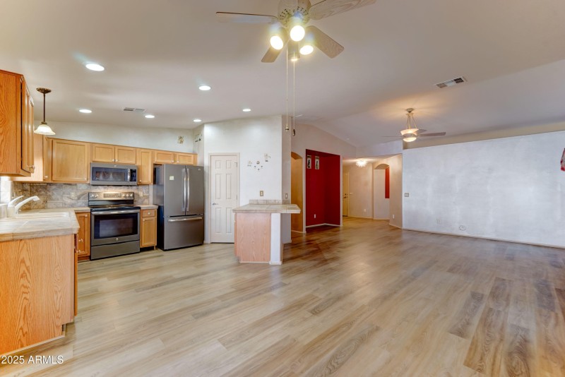 2101 S Meridian #255-10