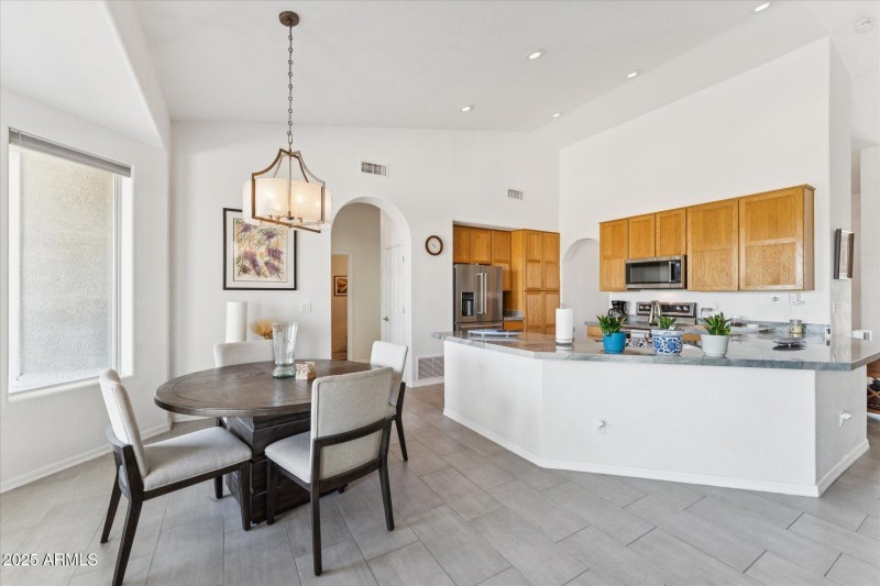 09-Kitchen
