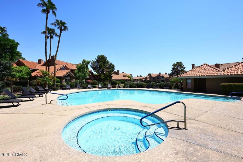 Community Spa-Pool