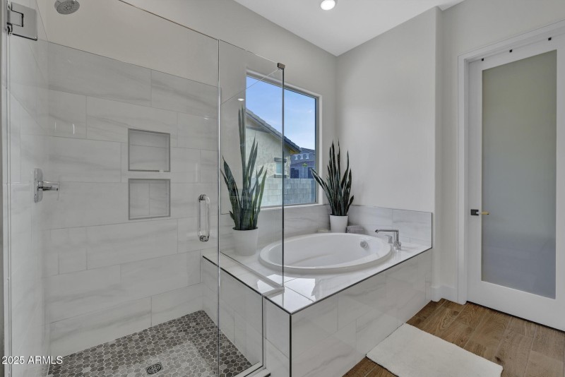 3K6A0229_30_31_32_33